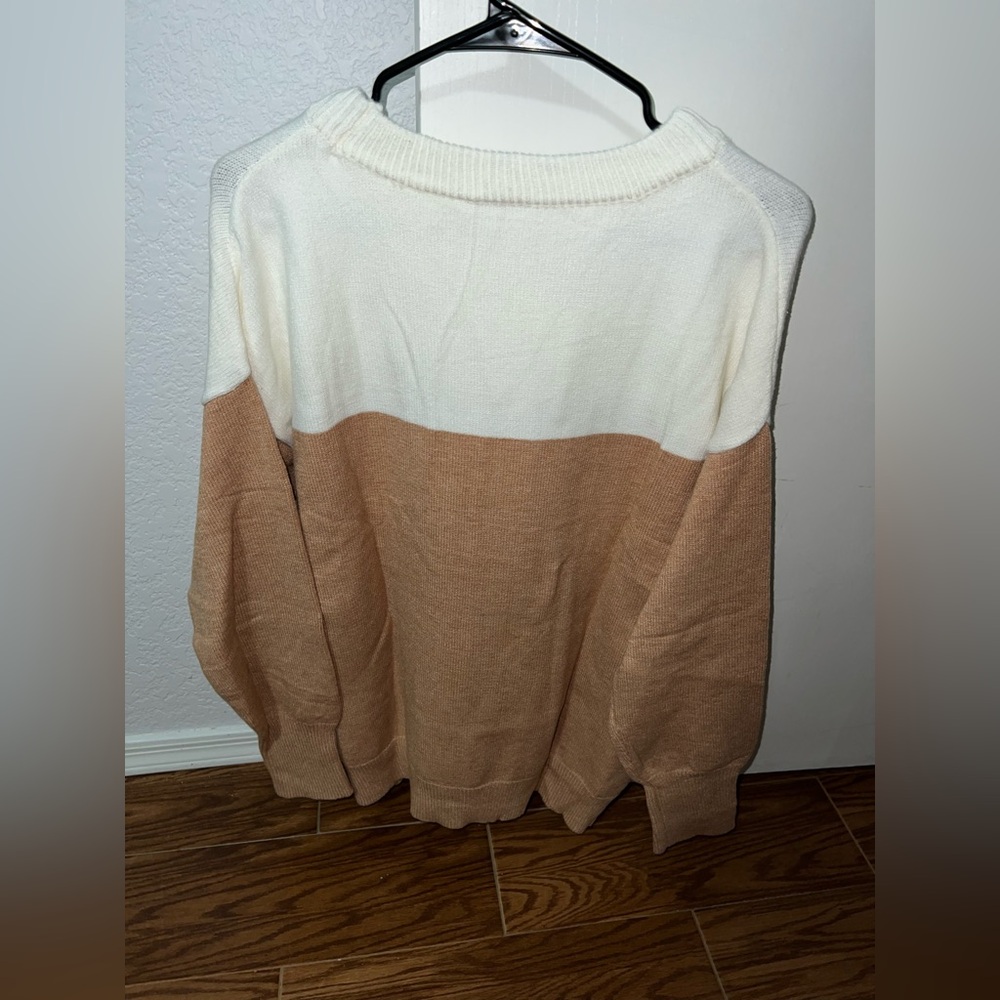 Sweater - Picture 3 of 6